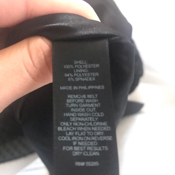 π₯Black halter dressπ - Picture 6 of 7